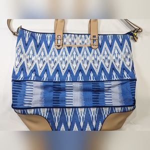 Stella & Dot Getaway Weekender Tote